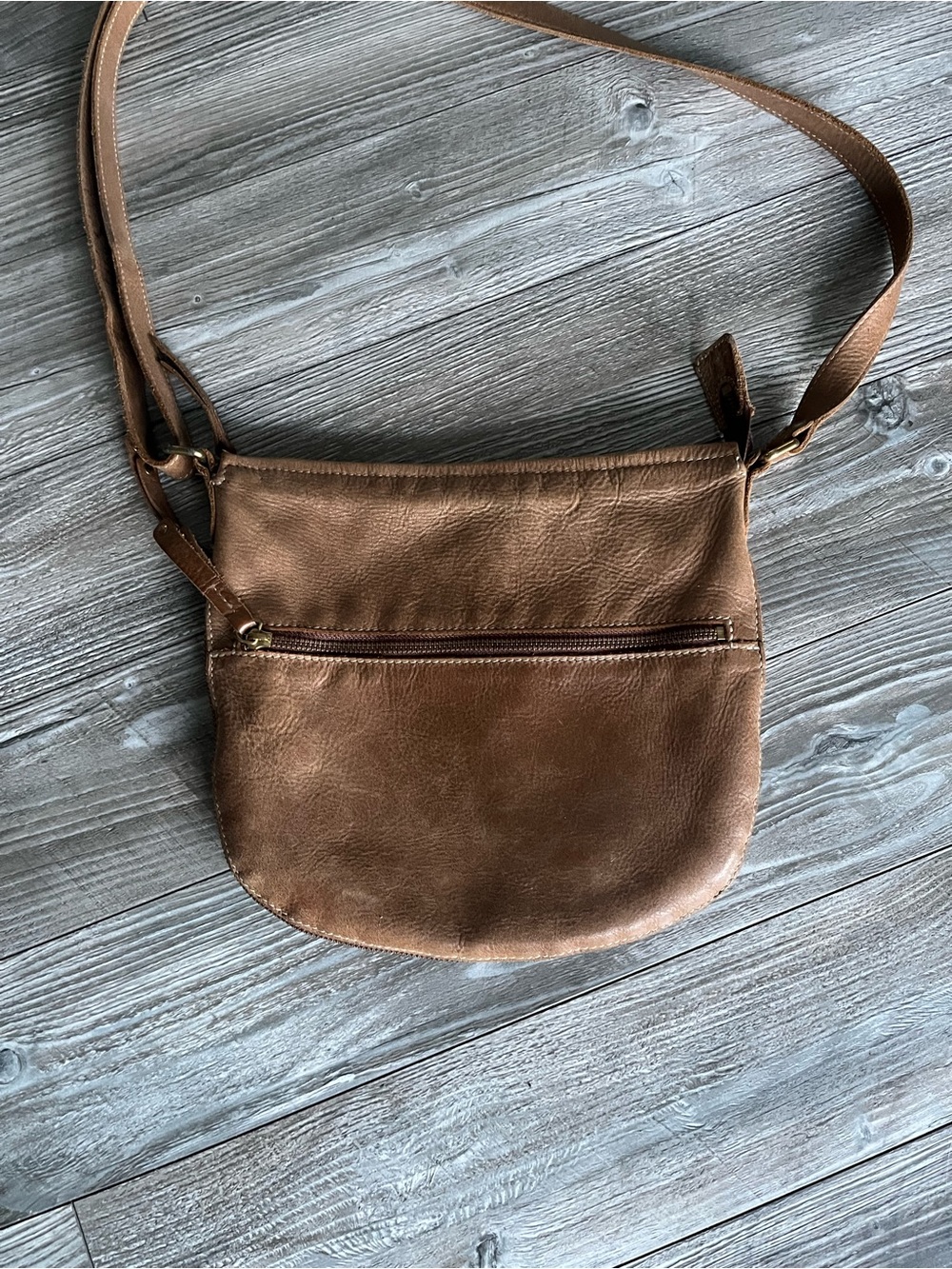 Roots, made in Canada, leather purse